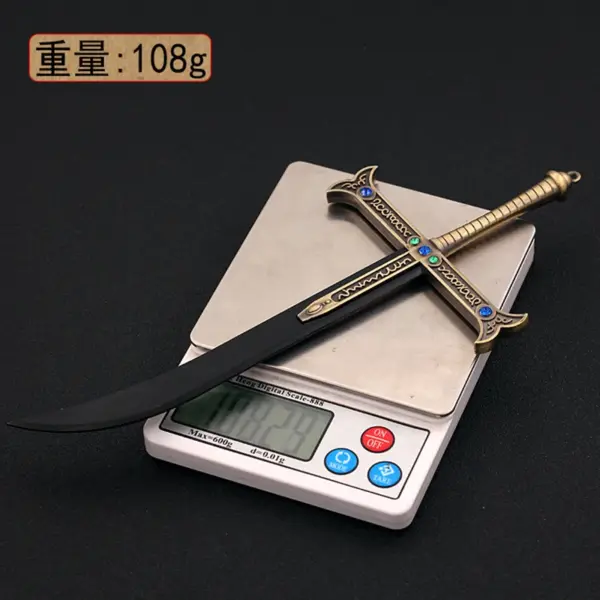 Expositor Mini Katana 24 cm — Accesorio Yoru de Mihawk Cosplay 10